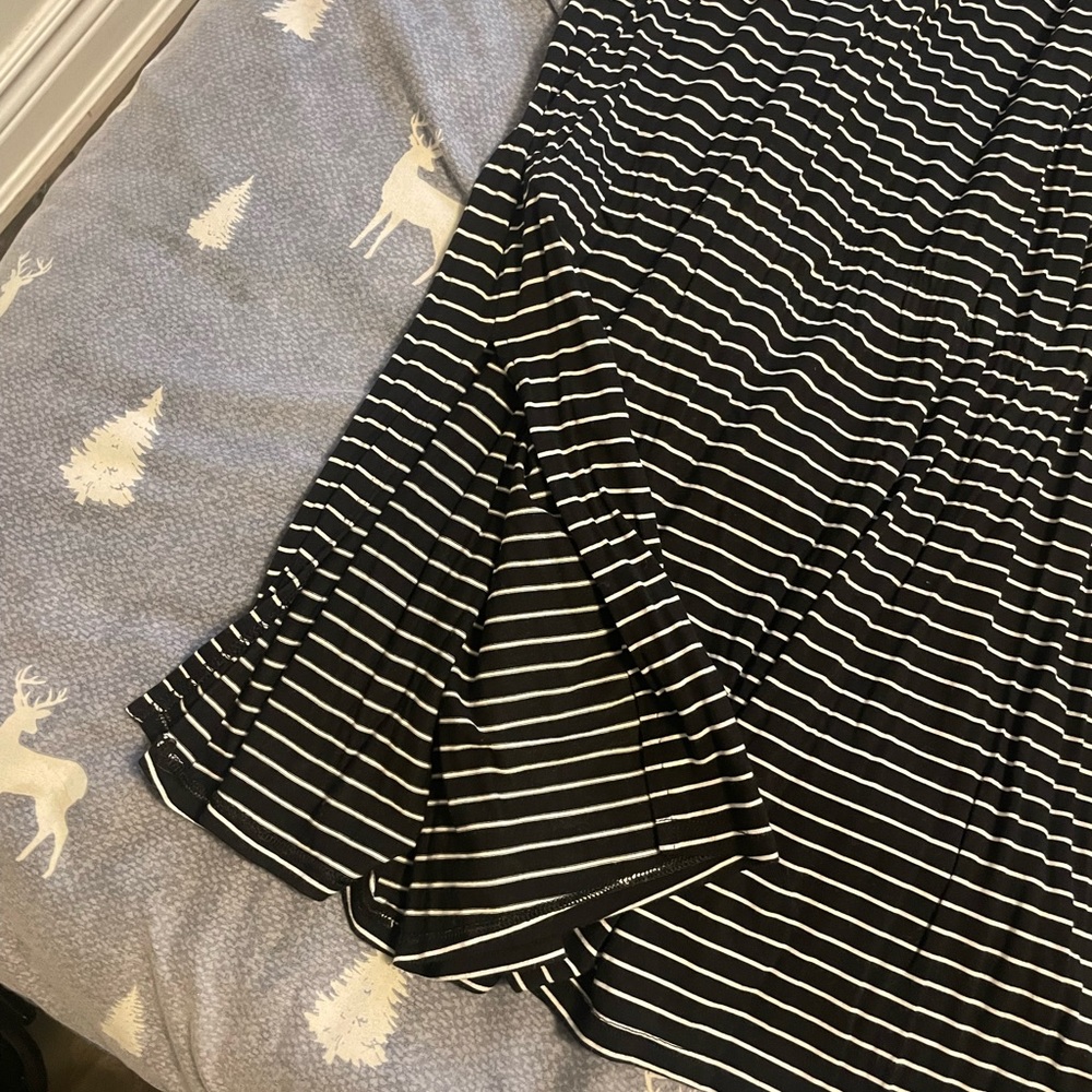 Dress - Picture 8 of 16